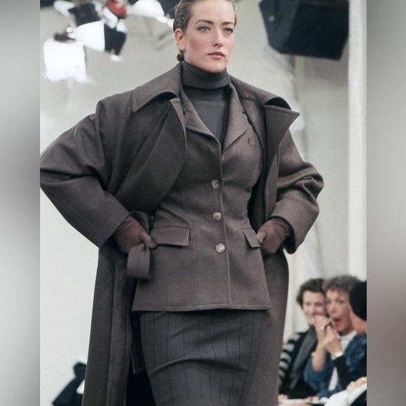 Azzedine Alaïa 1987 Rare Vintage Oversized Belted Wool Coat Brown/Purple - Picture 3 of 13